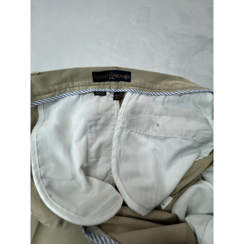 Tommy Hilfiger Mens 36 x 32 Pants Chino Light Khaki - Picture 4 of 13